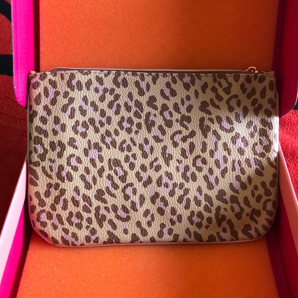 Ipsy Cheetah-print Makeup Bag